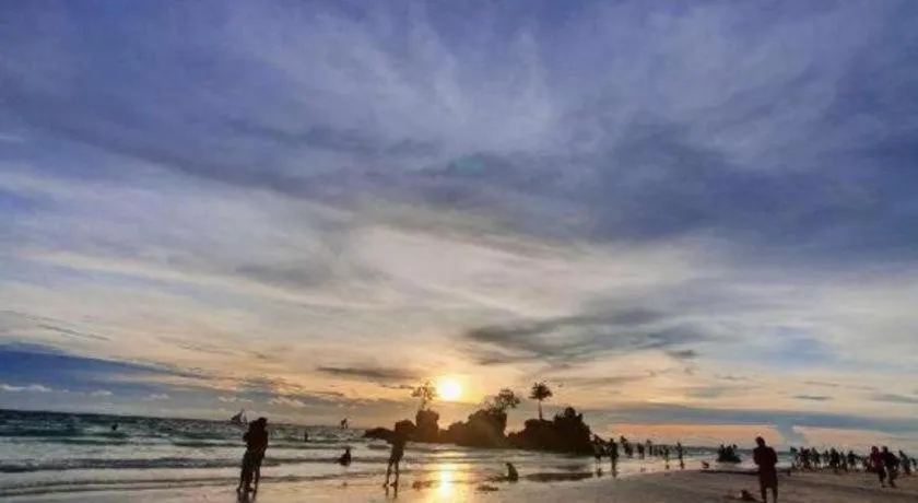 La Bella Casa Boracay Hotel