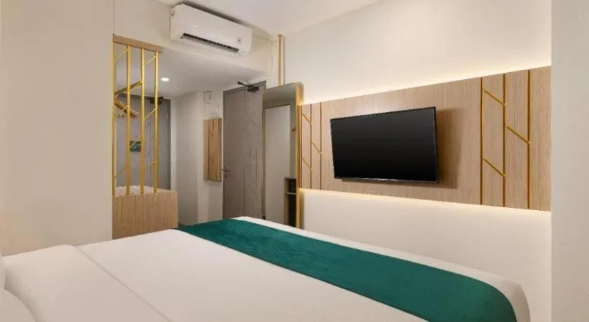 Bed in Elsotel Purwokerto By Daphna Management