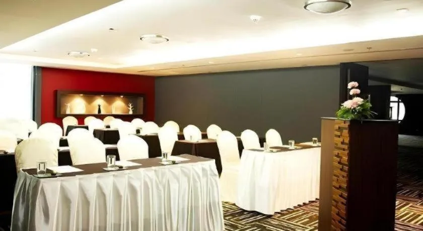 The Sez Hotel Bangsaen