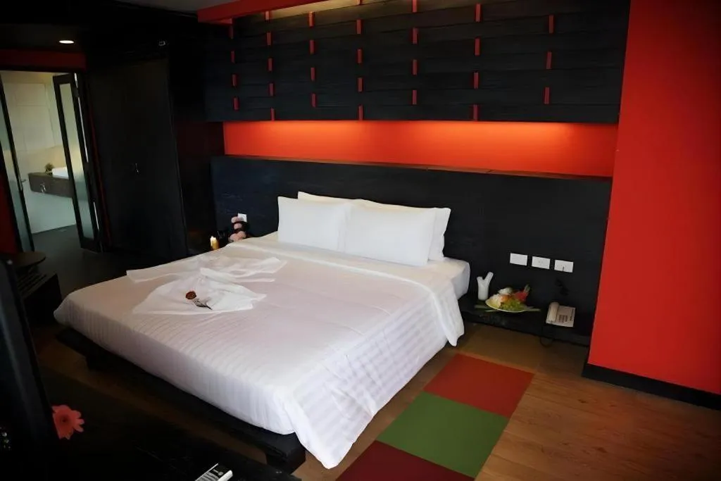 Bed in The Sez Hotel Bangsaen
