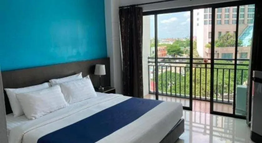 Bed in Chada Veranda Hotel