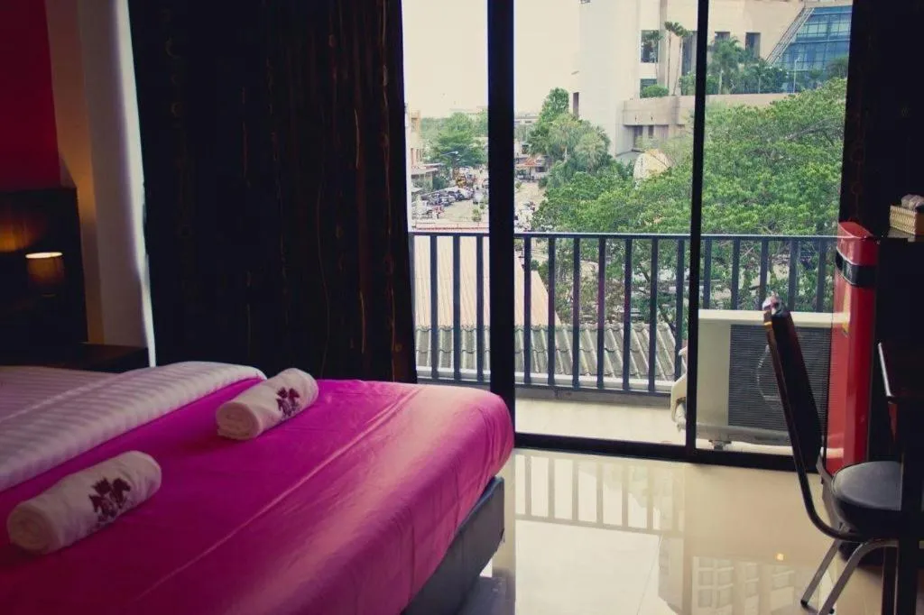 Bed in Chada Veranda Hotel