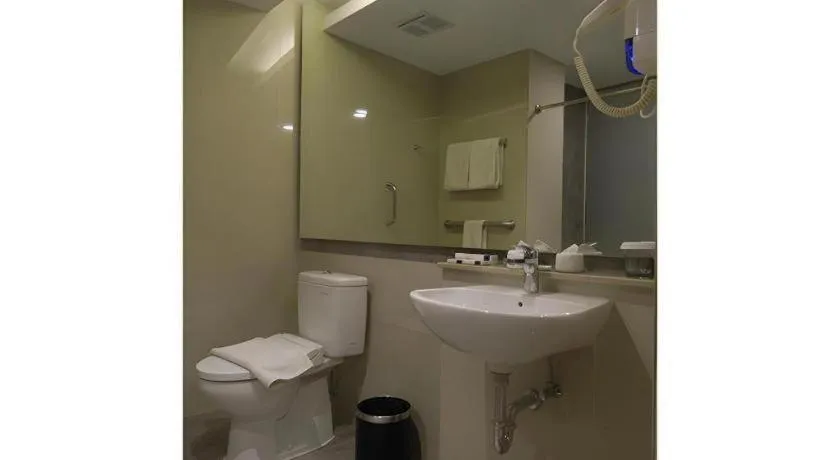 Wing Hotel Kualanamu Airport