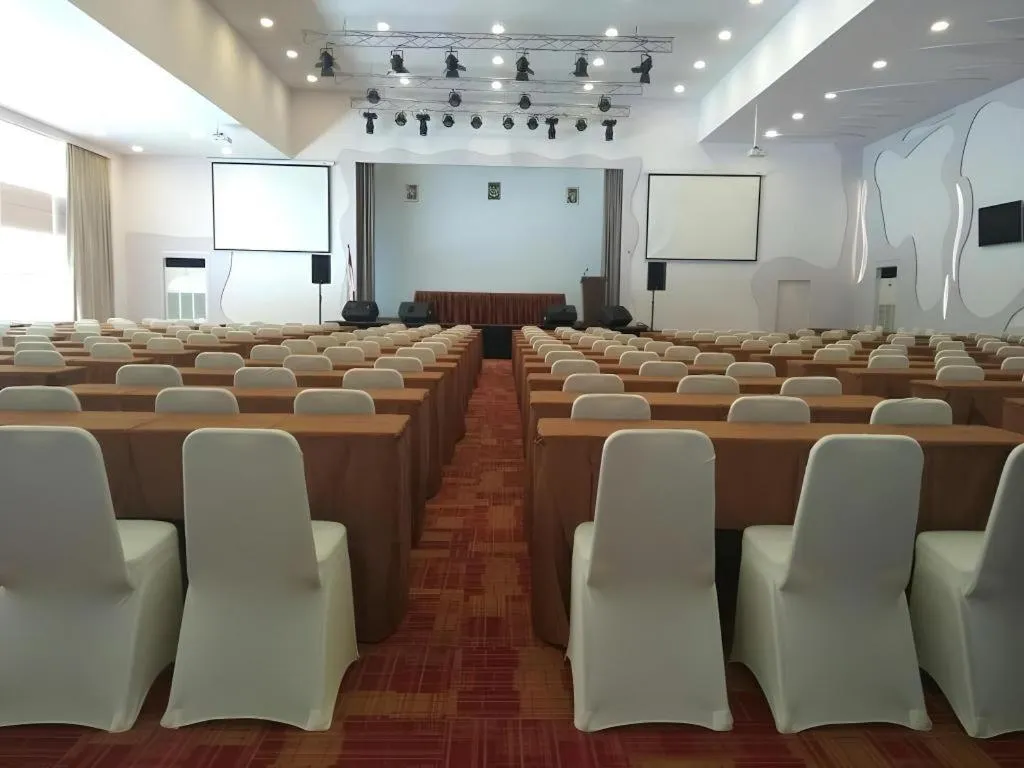 Wing Hotel Kualanamu Airport