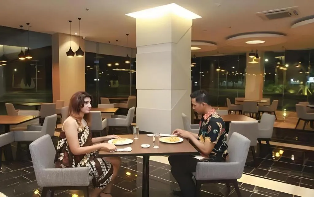 Wing Hotel Kualanamu Airport