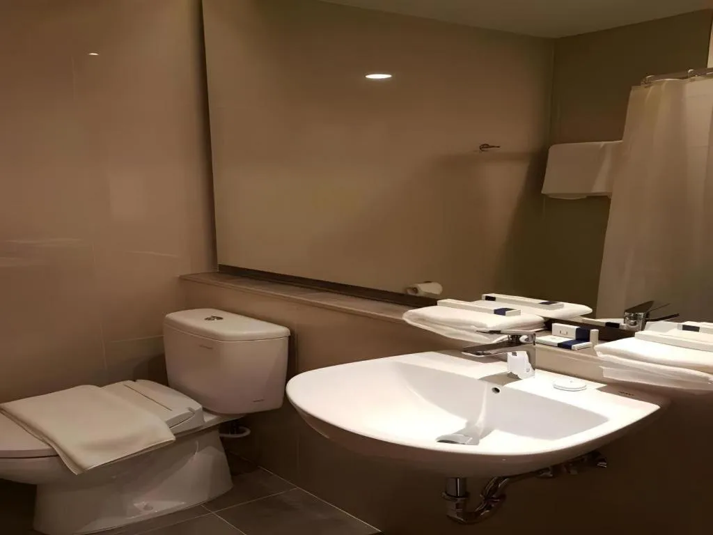 Wing Hotel Kualanamu Airport