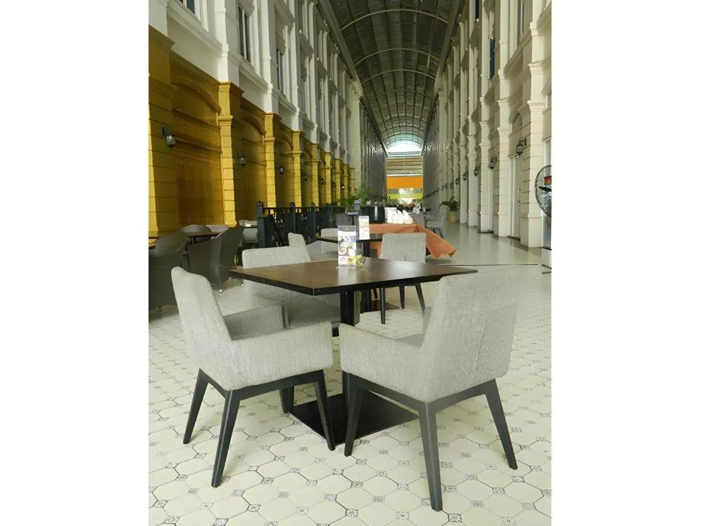 Wing Hotel Kualanamu Airport