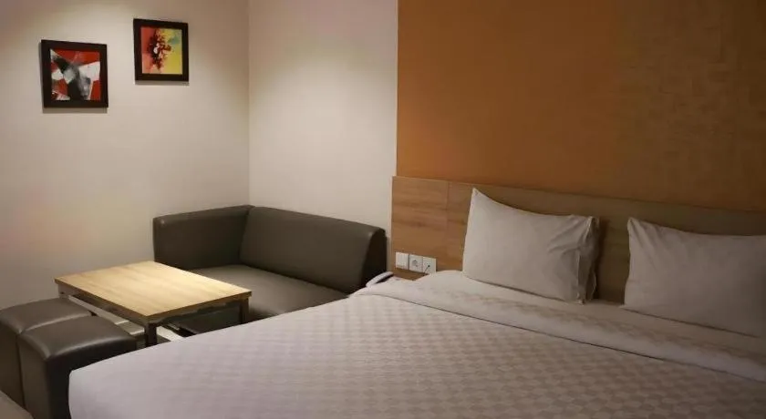 Bed in Wing Hotel Kualanamu Airport