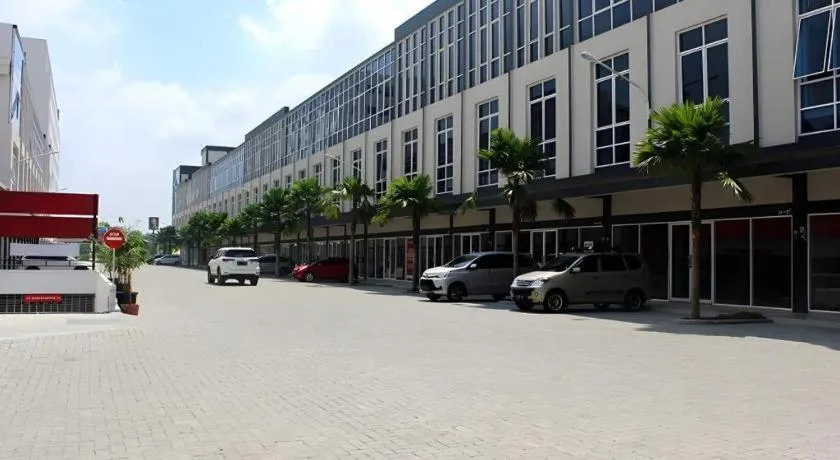 Wing Hotel Kualanamu Airport