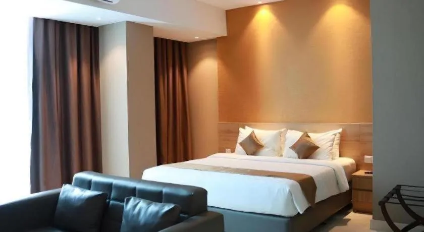 Bed in Wing Hotel Kualanamu Airport