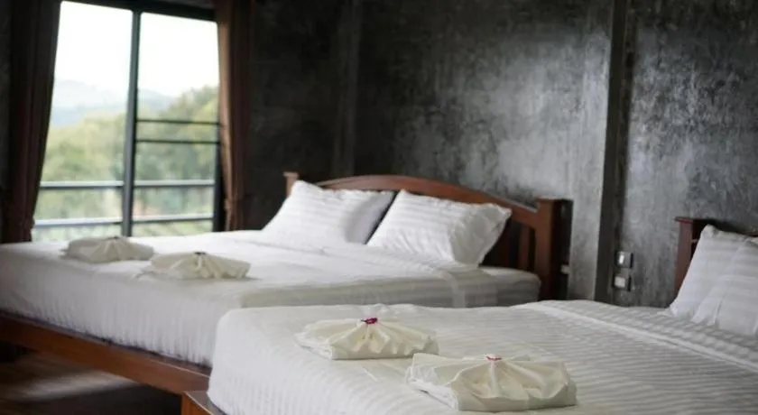 Bed in 101 Tea Green View