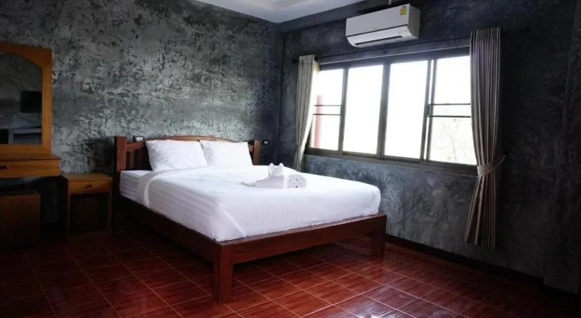 Bed in 101 Tea Green View