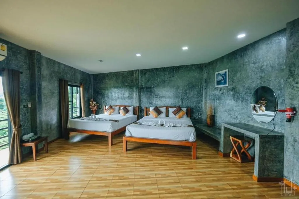 Bed in 101 Tea Green View