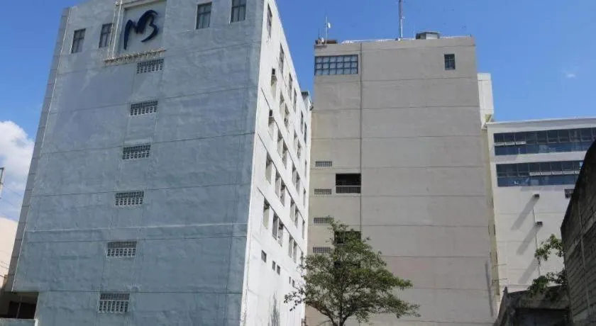 Mallberry Suites Business Hotel