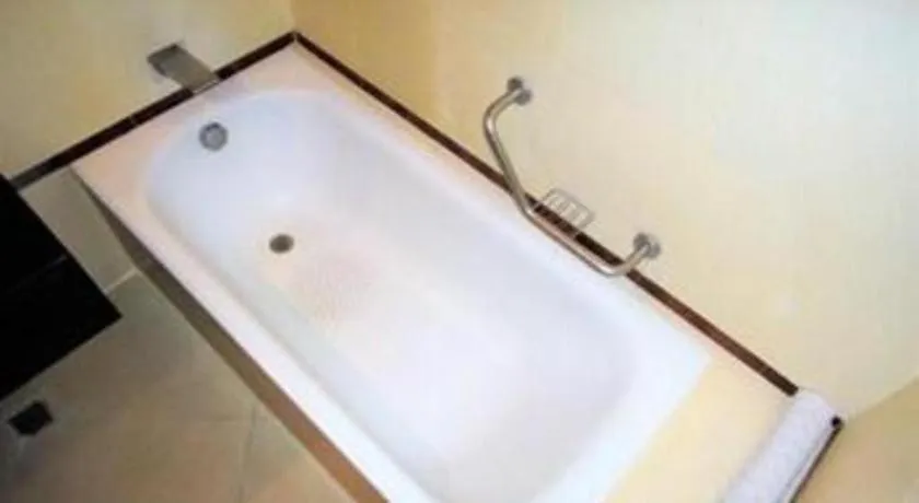 Mallberry Suites Business Hotel