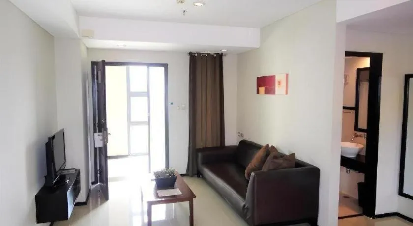 Mallberry Suites Business Hotel