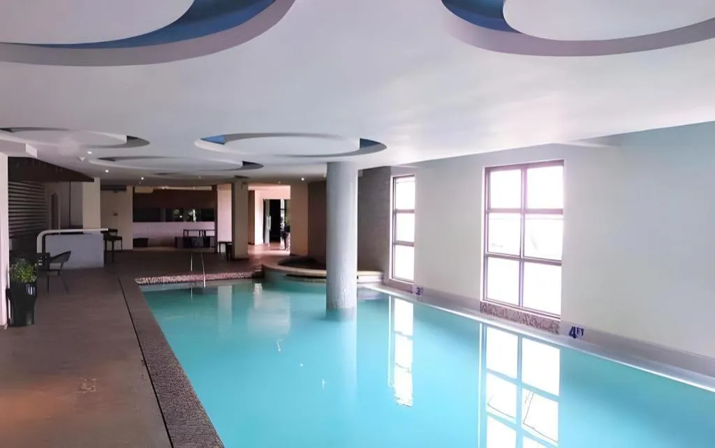 Mallberry Suites Business Hotel