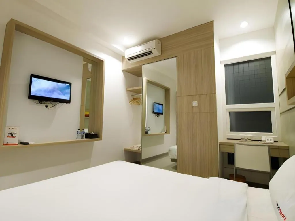 Bed in Casa Living Setiabudi Jakarta