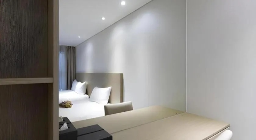 Bed in Ebenezer Hotel