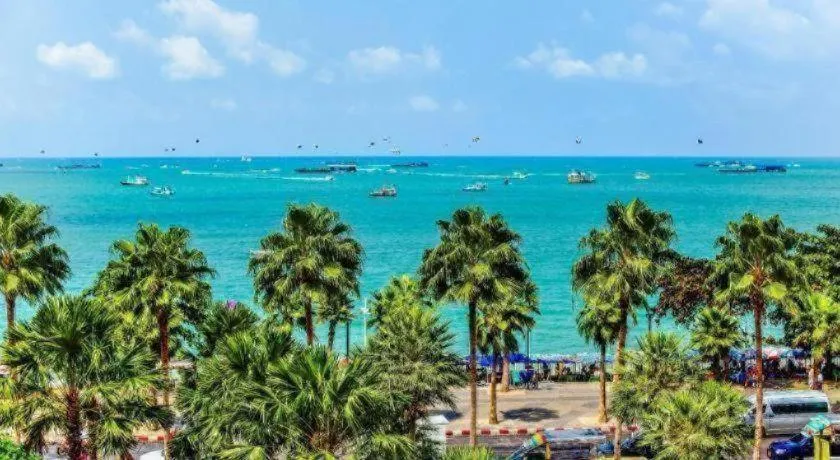 Sleep with me Pattaya