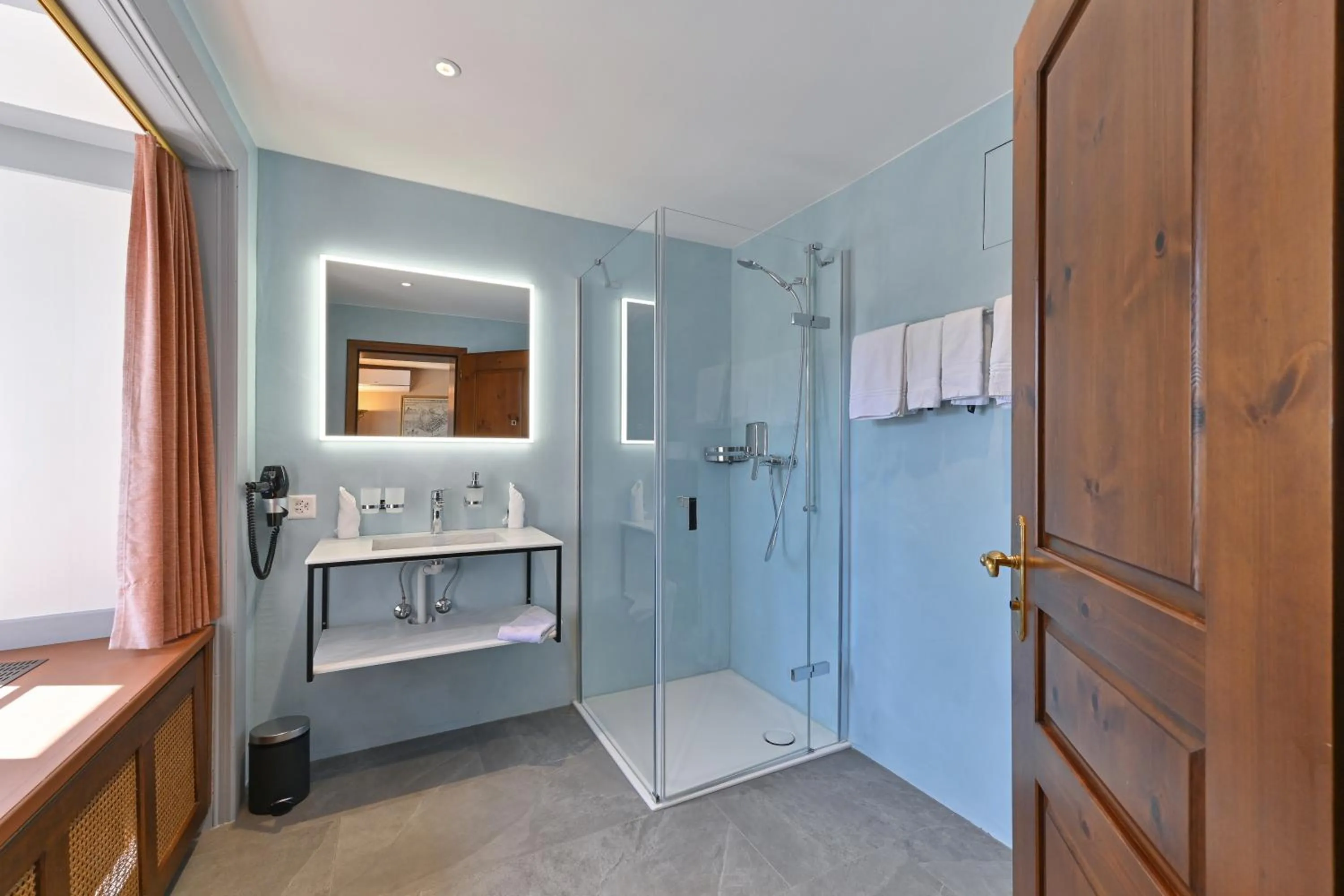 Bathroom in Hotel Rheinfels