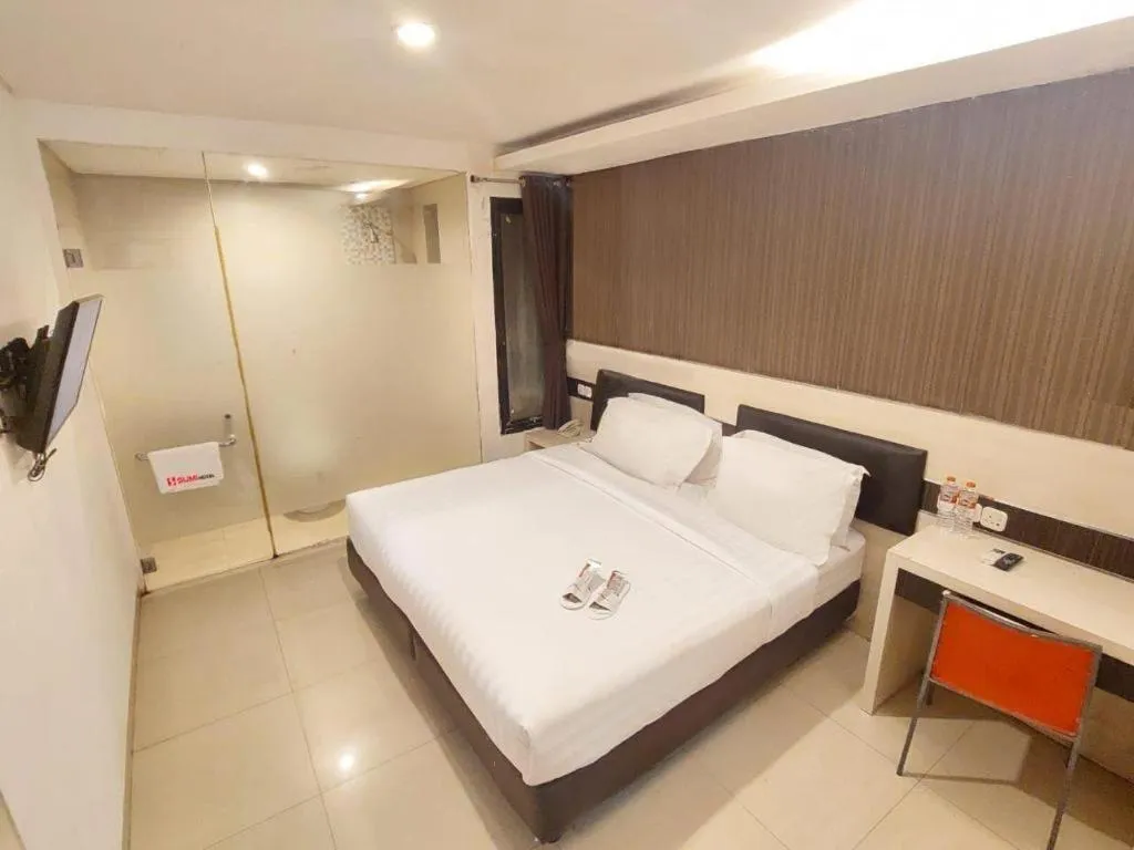 Bed in Sumi Hotel Simpang Lima Semarang