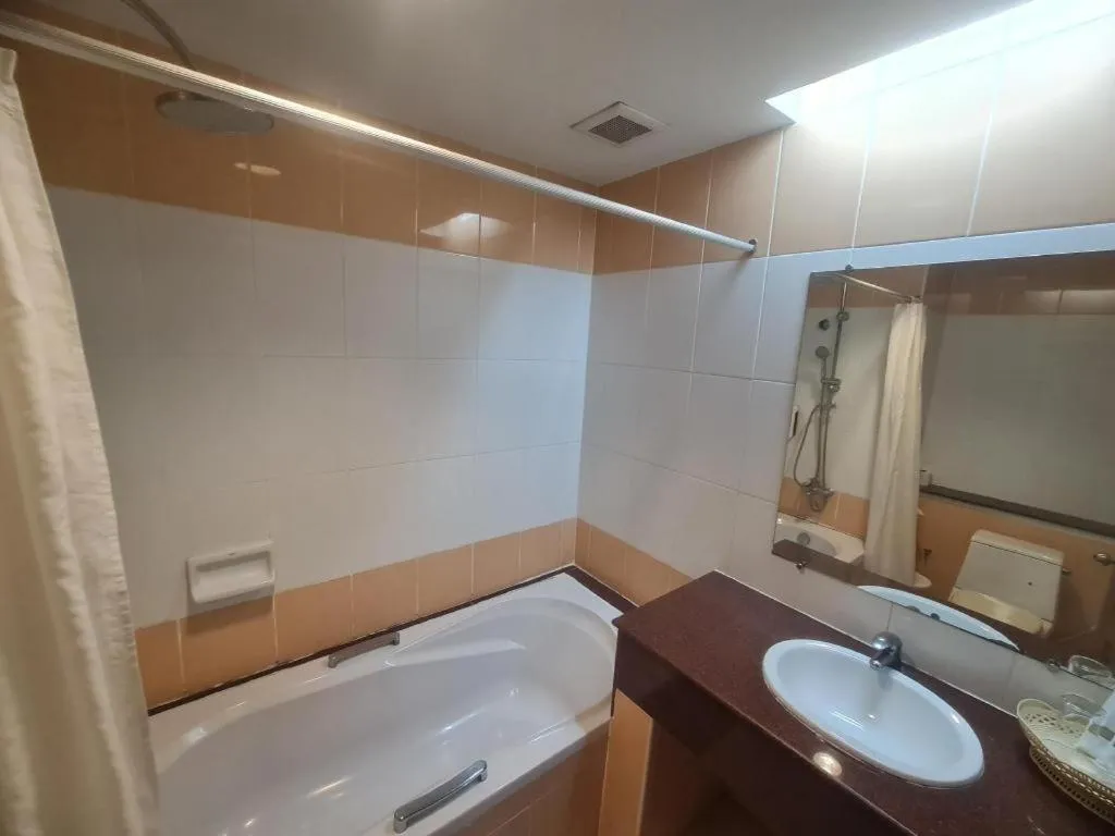 Western Grand Hotel Ratchaburi