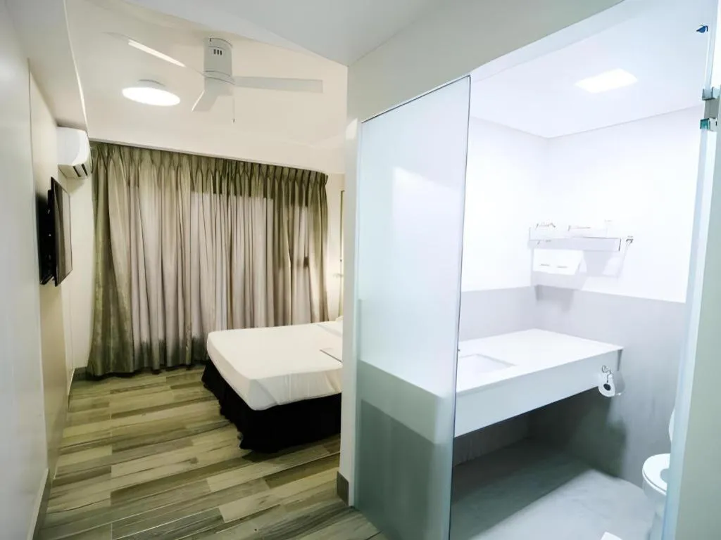 Bed in Travelite Express Hotel