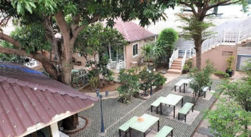 Sea Beach Koh Larn 1