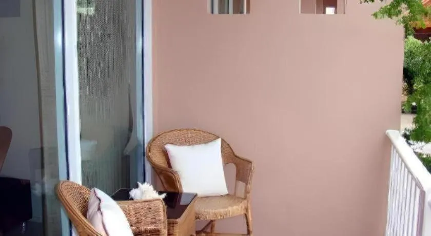 Sea Beach Koh Larn 1