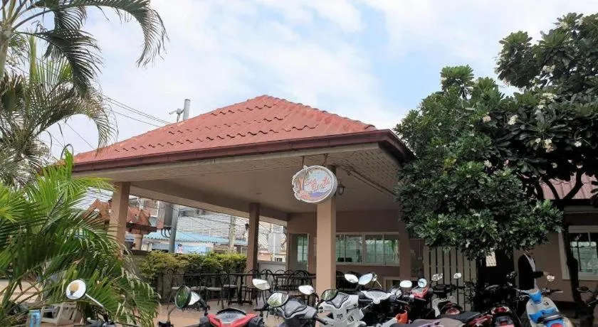 Sea Beach Koh Larn 1