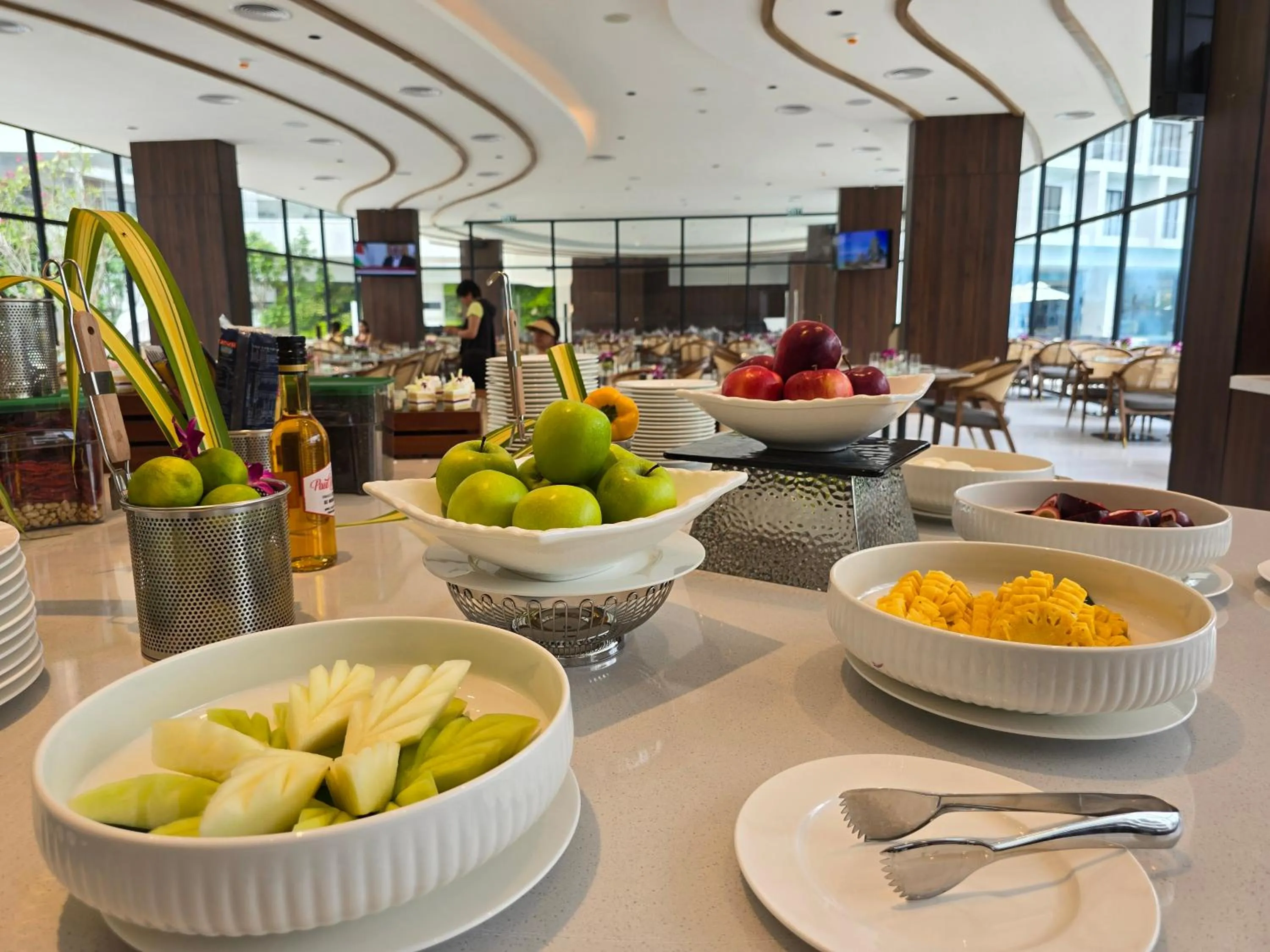 Food and drinks in Laya Resort Phuket