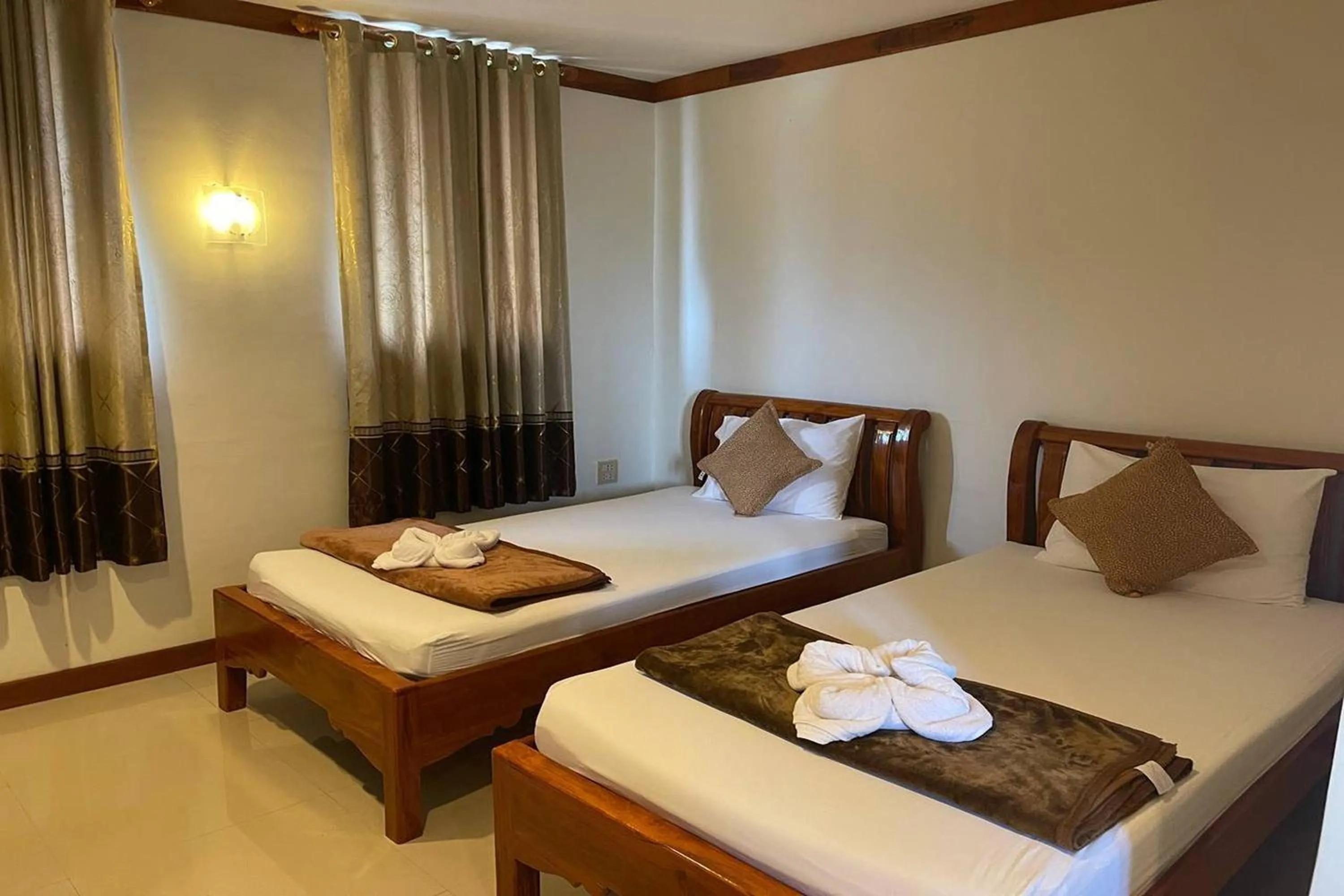 Bedroom in Ruenthai Ayutthaya Resort and Restaurant