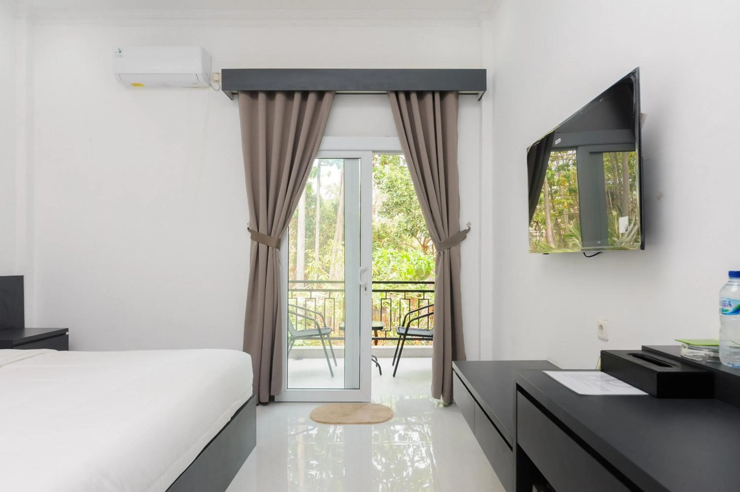 Bedroom, Bed in Urbanview Hotel AnD Lampung by RedDoorz