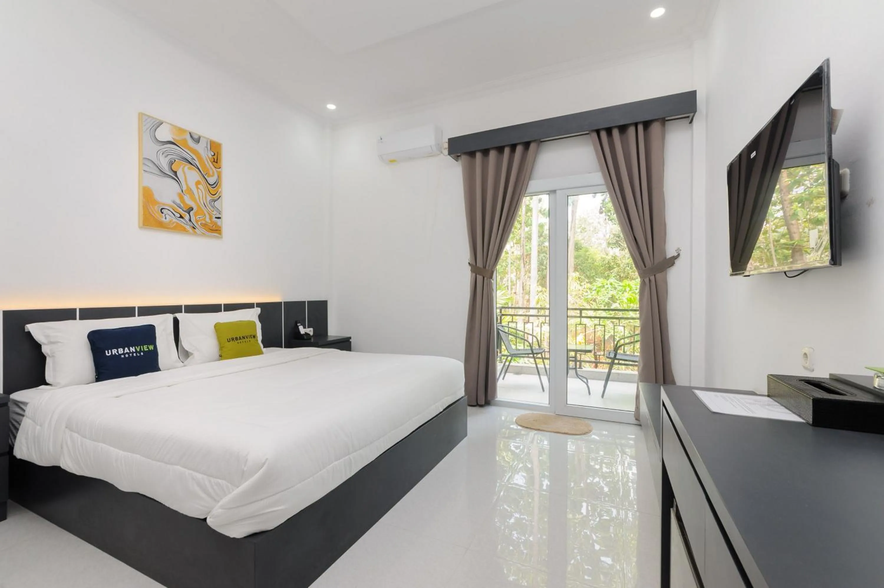 Bedroom, Bed in Urbanview Hotel AnD Lampung by RedDoorz