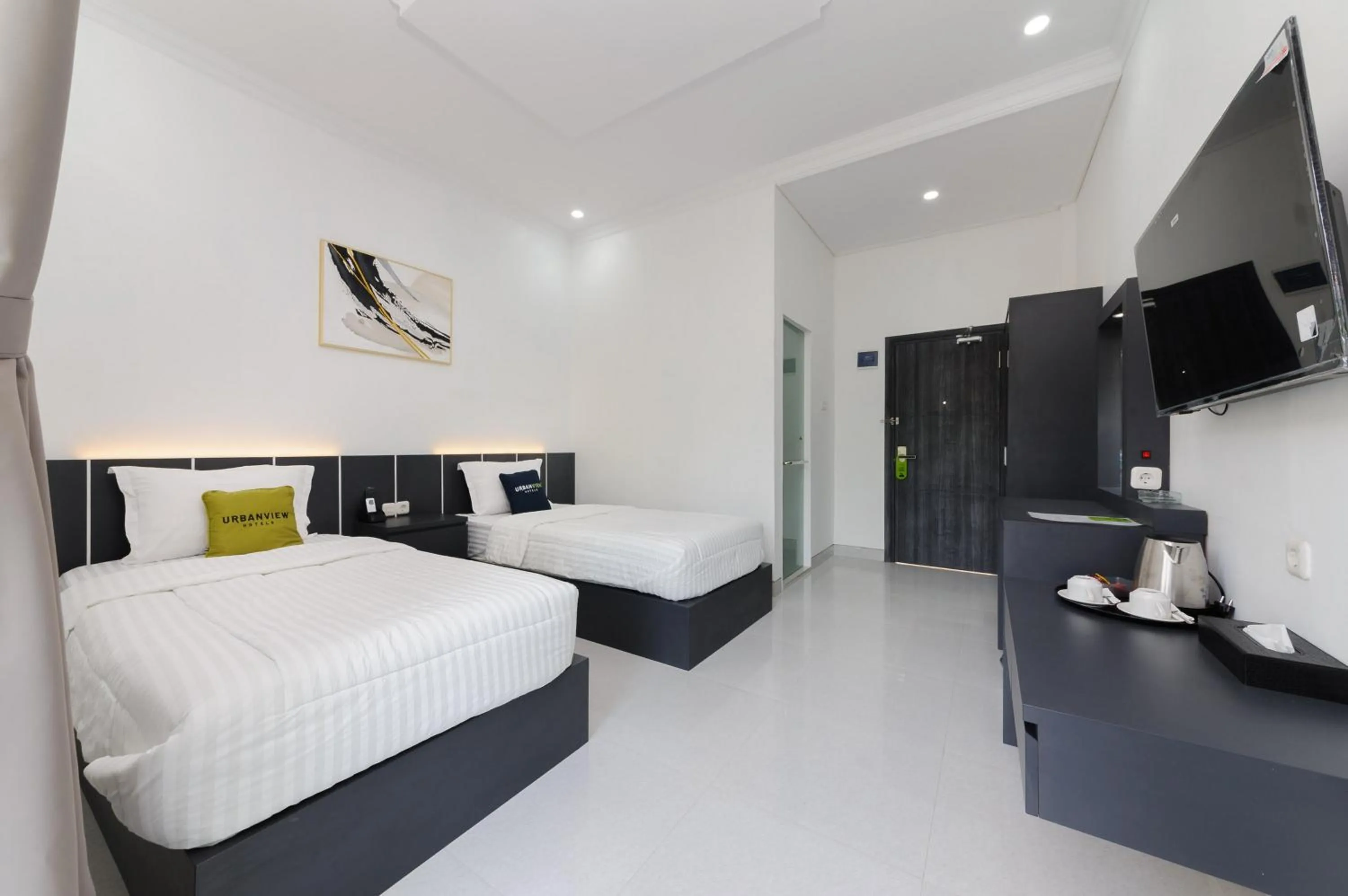 Bedroom, Bed in Urbanview Hotel AnD Lampung by RedDoorz
