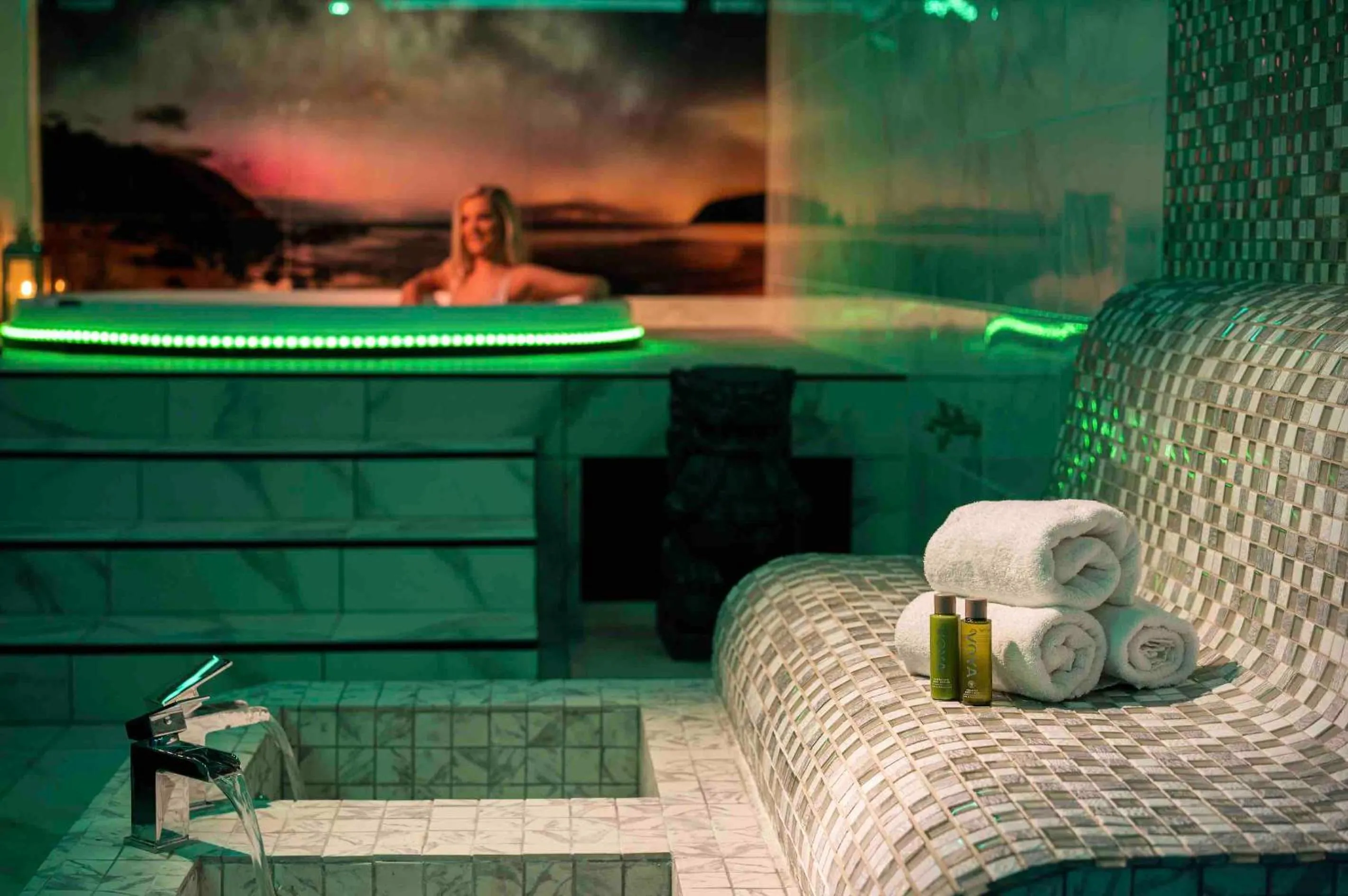 Hot Tub in Ballyliffin TownHouse Boutique Hotel