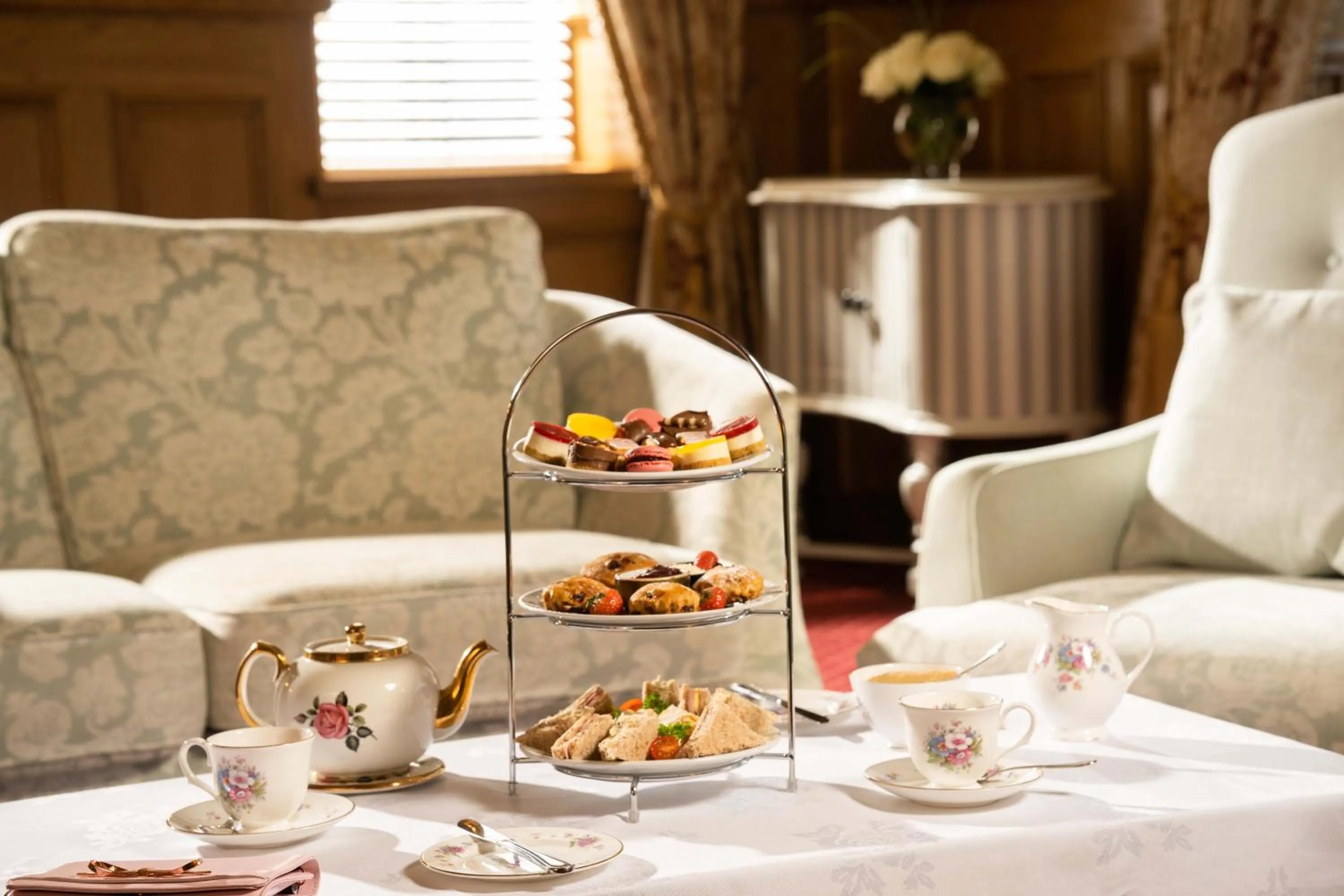 Food and drinks in Ballyliffin TownHouse Boutique Hotel