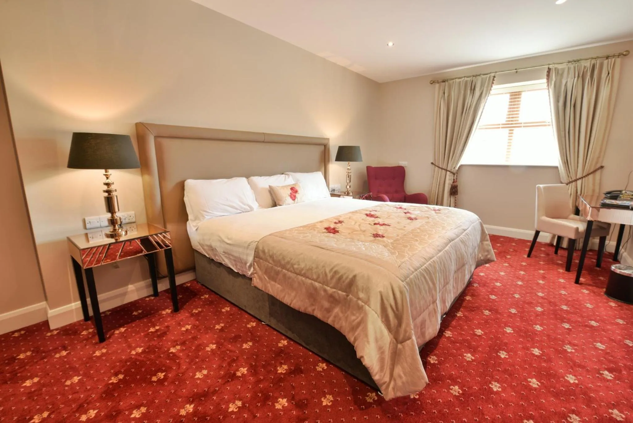 Bedroom, Bed in Ballyliffin TownHouse Boutique Hotel