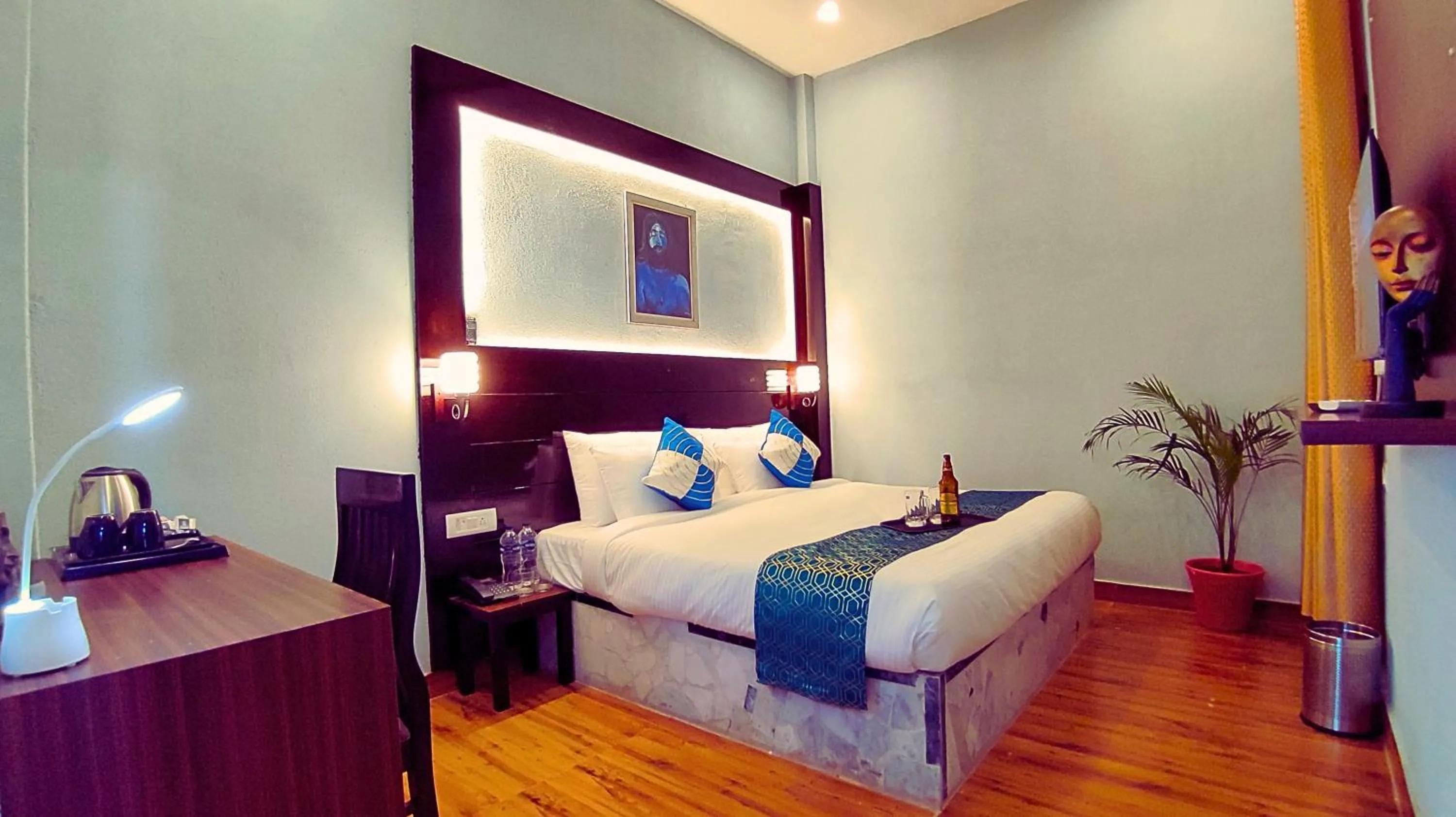 Photo of the whole room, Bed in The MadhuNandan - A Luxury Homestay