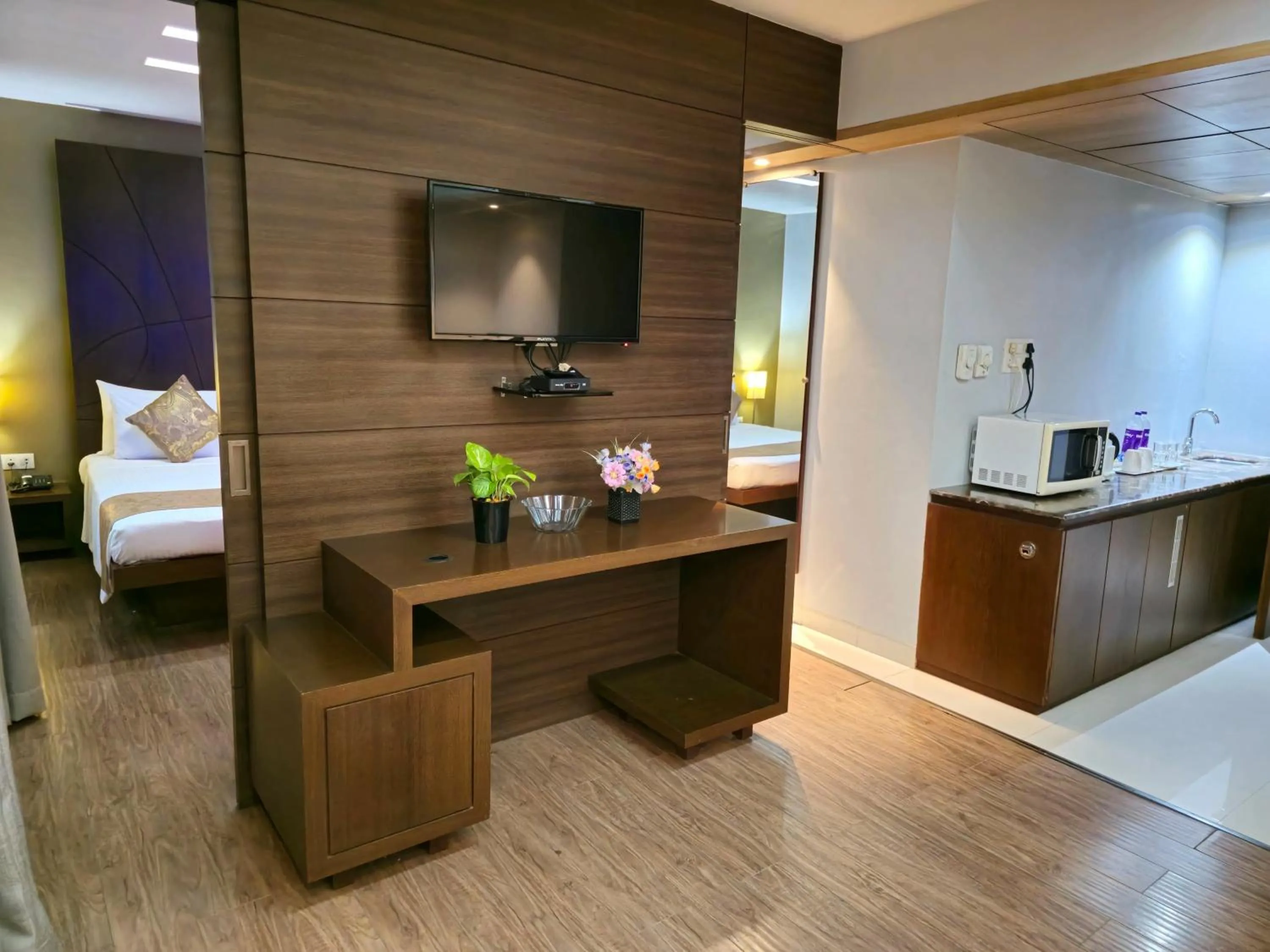 TV and multimedia, Bed in Hotel Daaysco Oley Allo