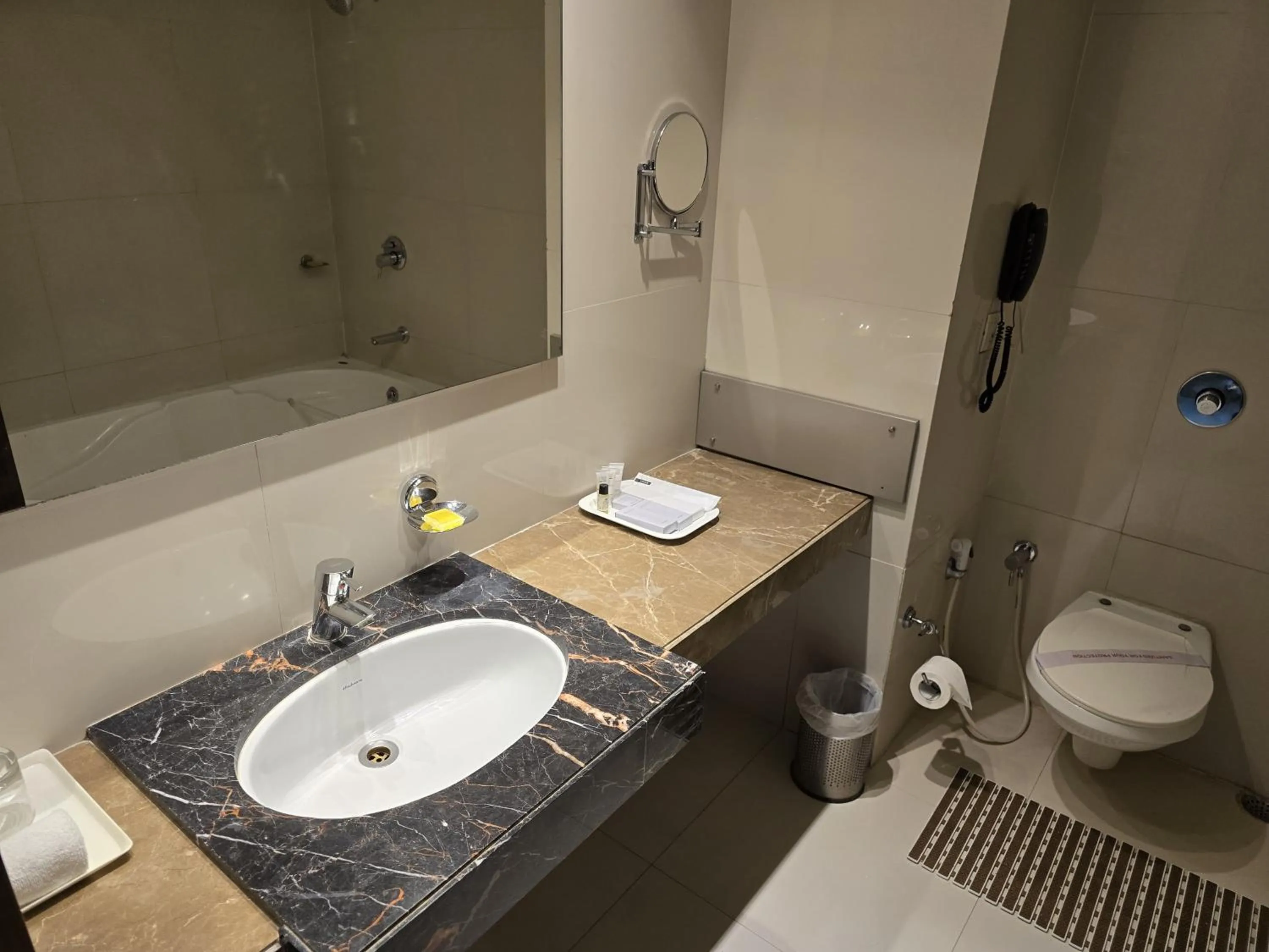 Bathroom in Hotel Daaysco Oley Allo