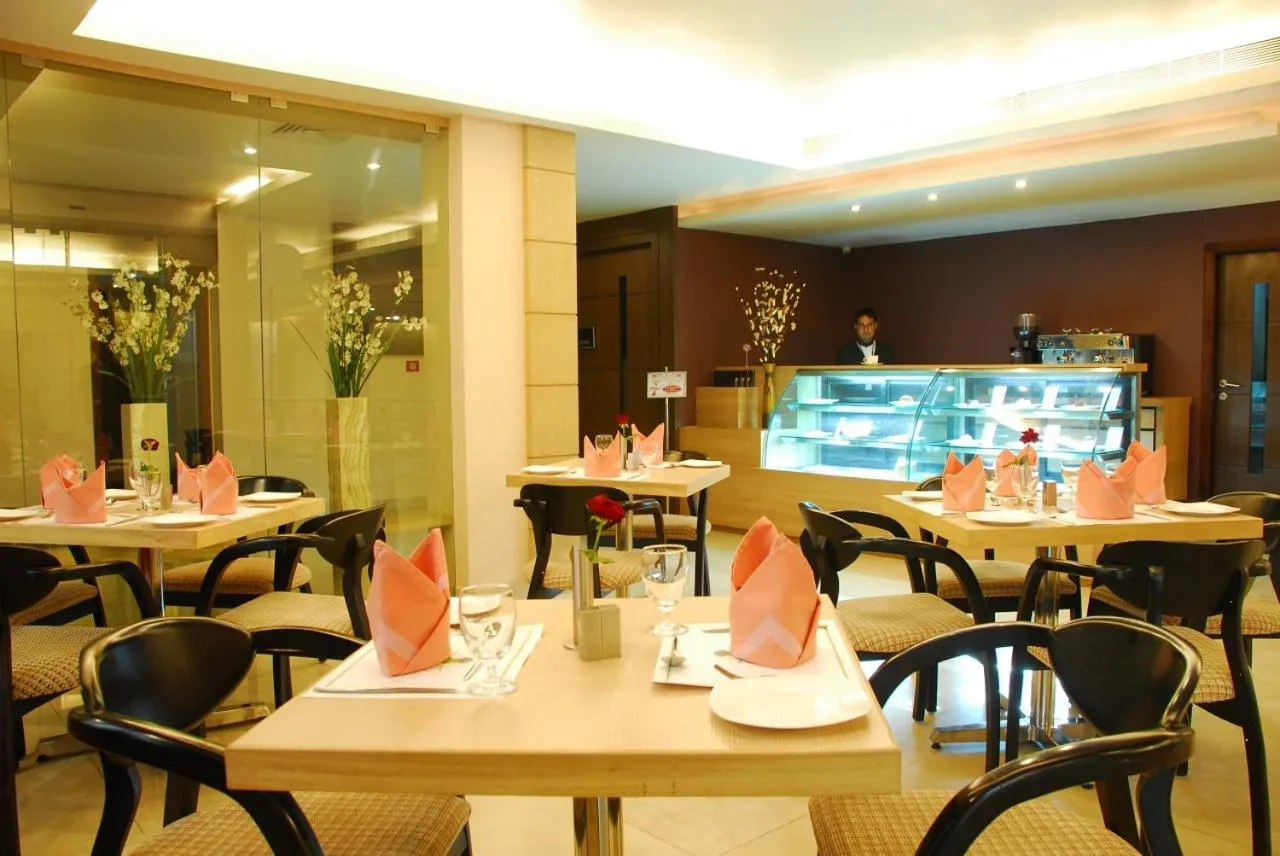 Coffee/tea facilities in Hotel Daaysco Oley Allo