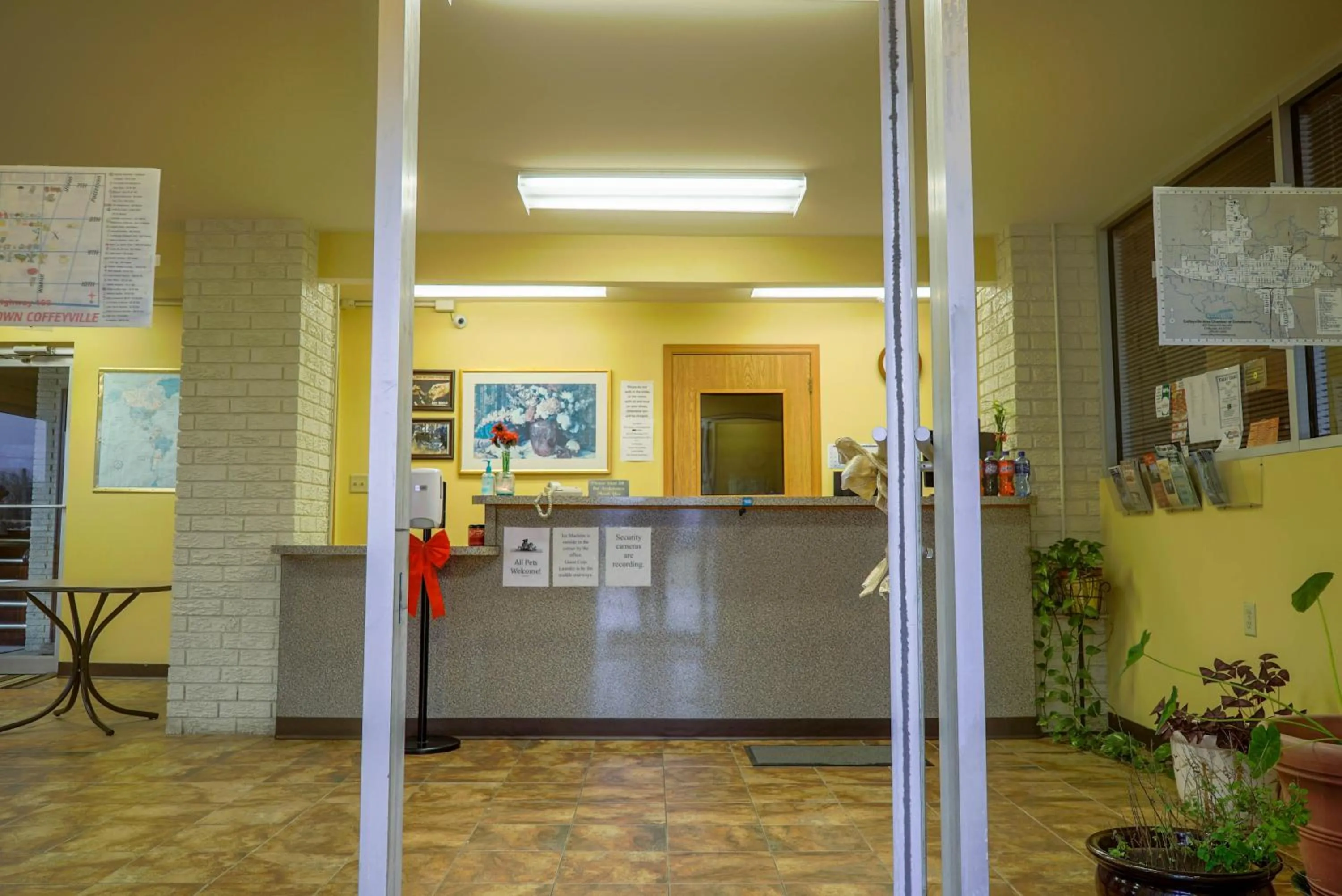 Lobby or reception in Regal Inn Coffeyville