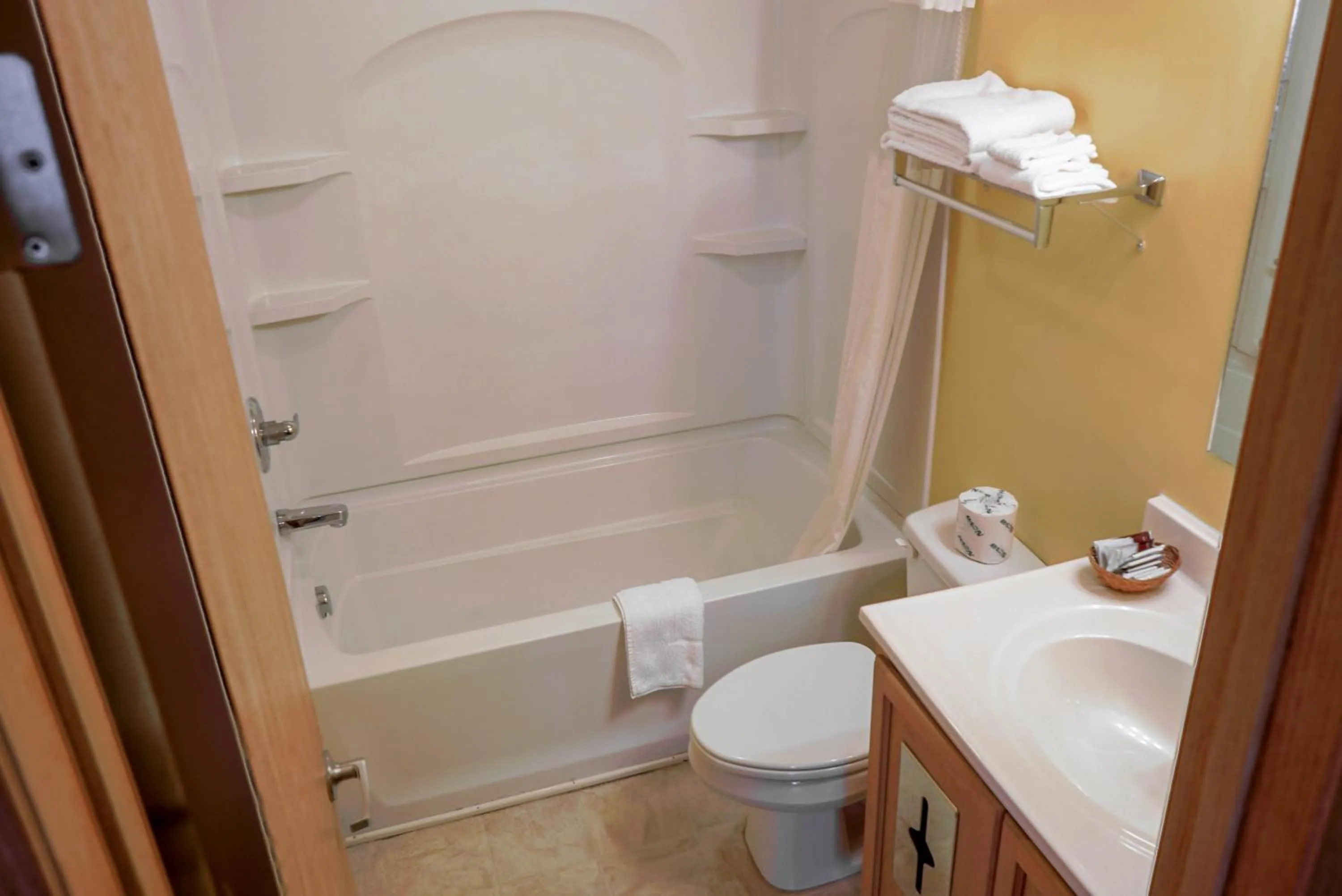 Property building in Regal Inn Coffeyville