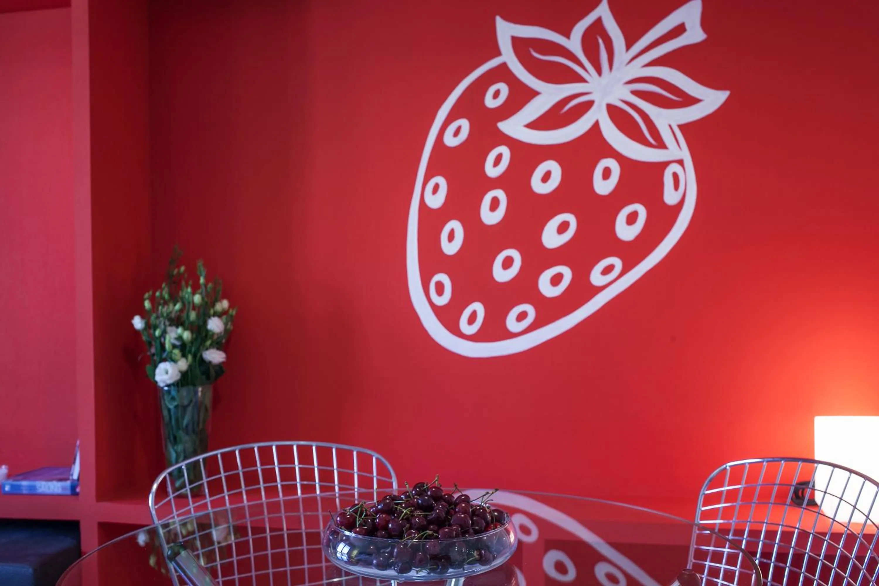 Dining area in Habitat Apartments ADN