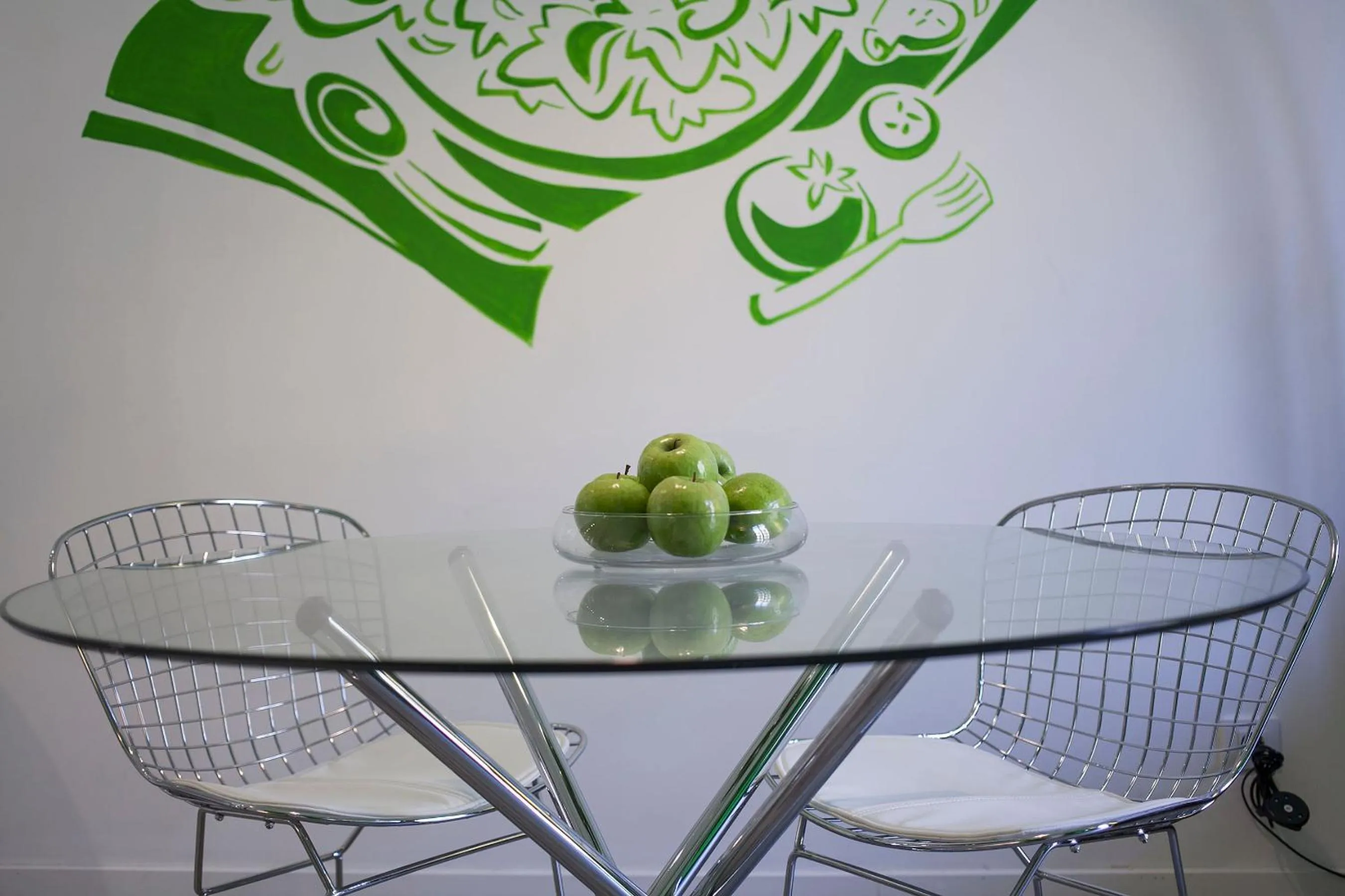 Dining area in Habitat Apartments ADN