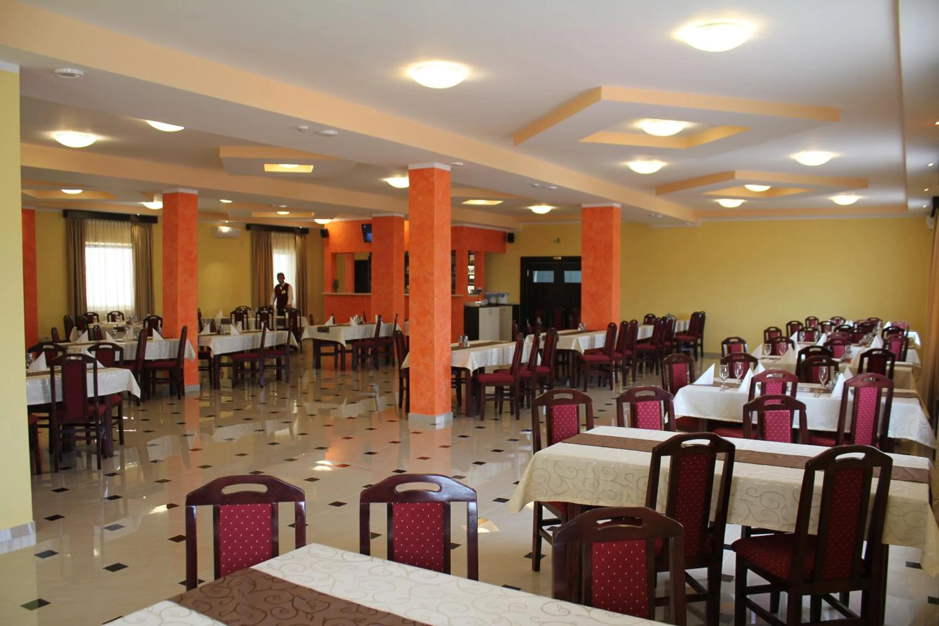Restaurant/places to eat in Hotel Feniks Požarevac
