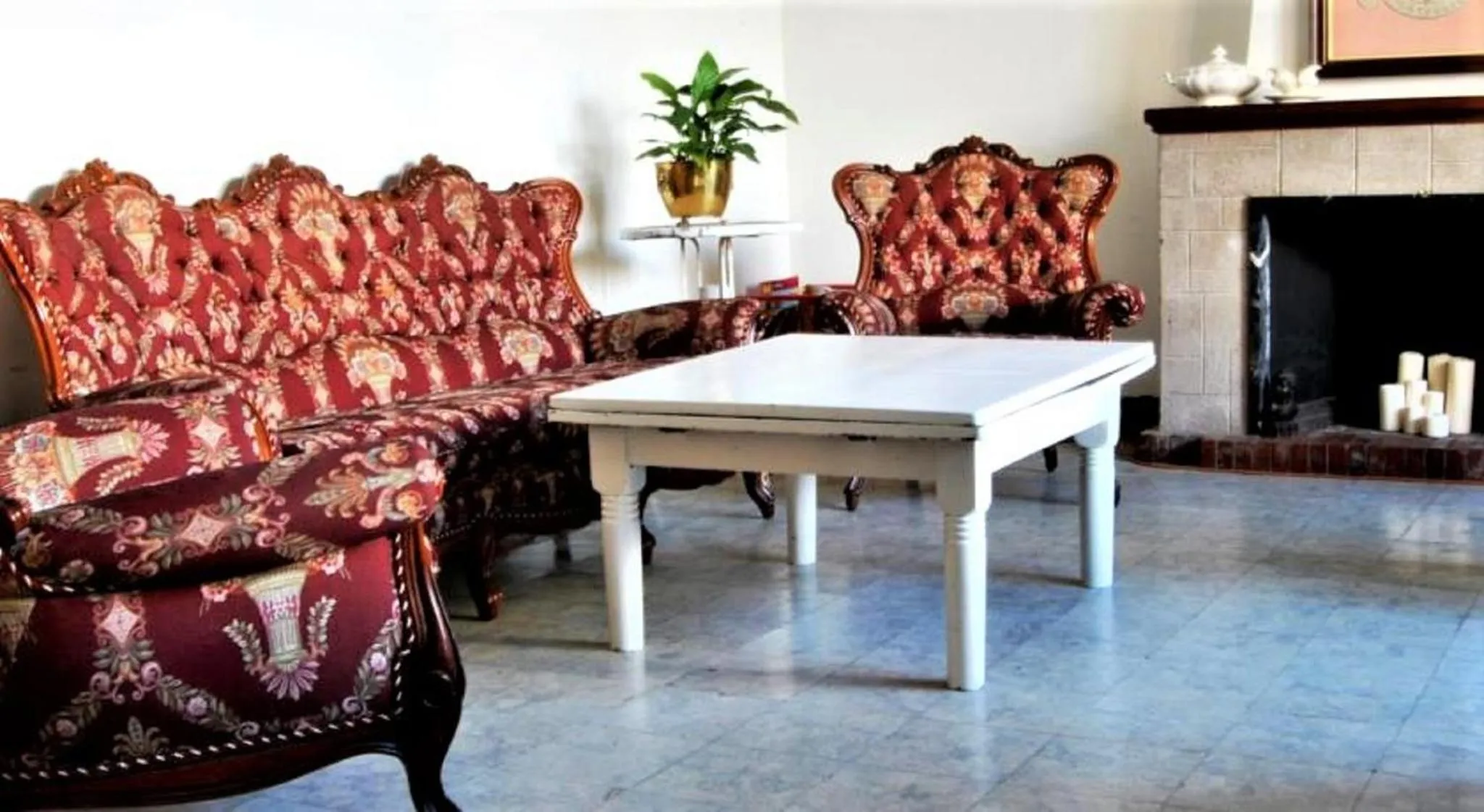 Living room in Hostal Montsoliu