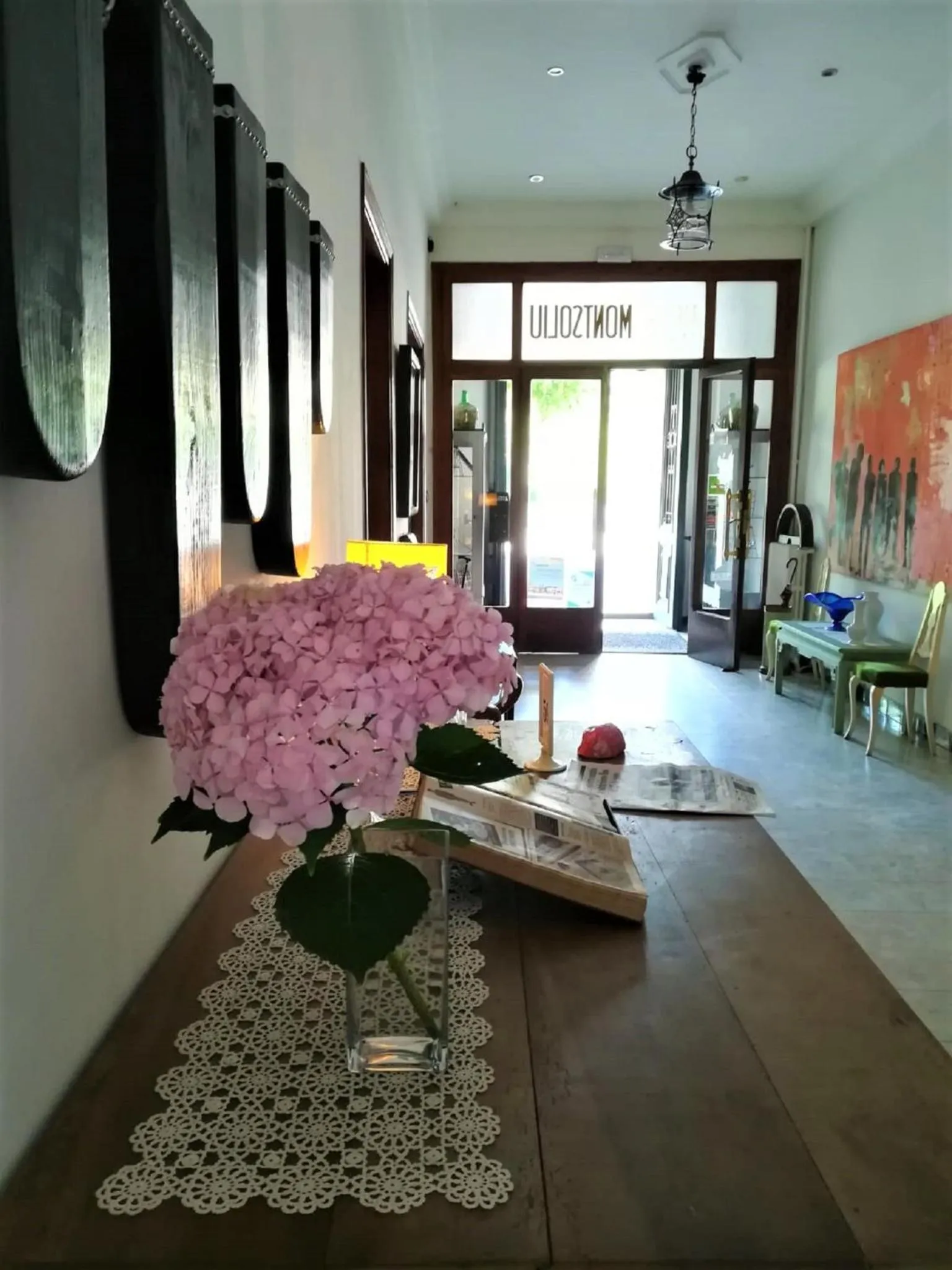 Lobby or reception in Hostal Montsoliu